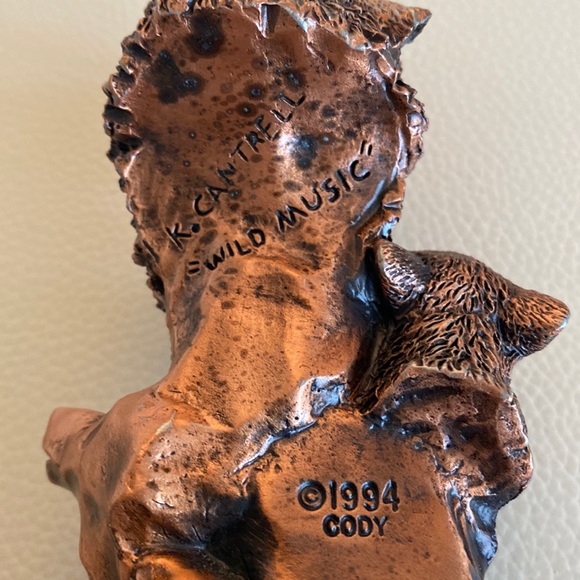 Kitty Cantrell’s “Wild Music” Wolf Sculpture - Picture 3 of 13